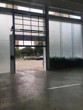 Doorzichtige industriële deuren van aluminium voor tentoonstellingszalen voor brandbeveiliging