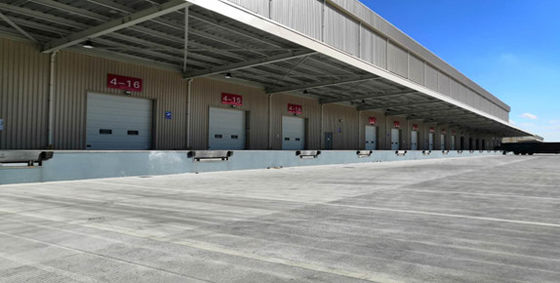 Windweerstand 450N/m2 Industrieel sectiedeuren Garage geïsoleerde stalen deuren
