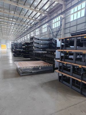 Elektrische hydraulische ladingdockniveler Dynamische belasting 6800kg / statische belasting 13600kg