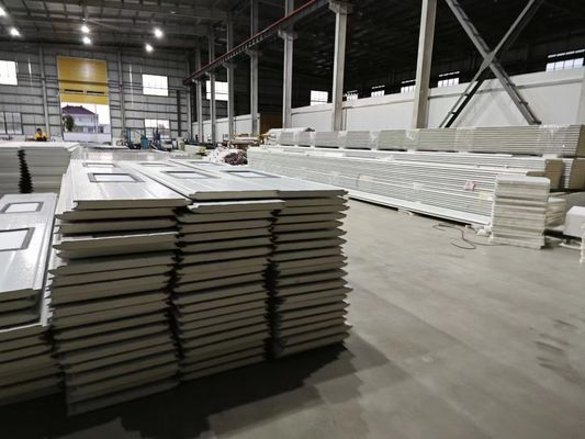 Moderne Automatische Aluminium Duidelijke Panel Staal Bi-vouw Garage Door