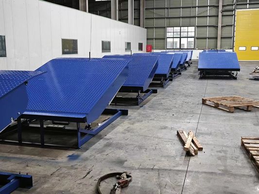 Automatische hydraulische graven-dockniveler met aangepaste afmetingen en laadcapaciteit voor opslagplaatsen