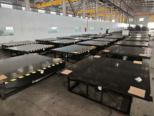 Energiezuinige hydraulische dokniveler voor een soepel laden