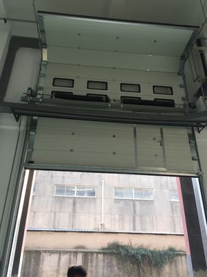 Verpakking Logistiek Industrieel sectiedeuren Geïsoleerde sectiedeuren Garage