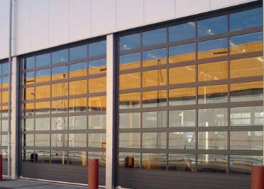 Doorzichtige industriële deuren van aluminium voor tentoonstellingszalen voor brandbeveiliging